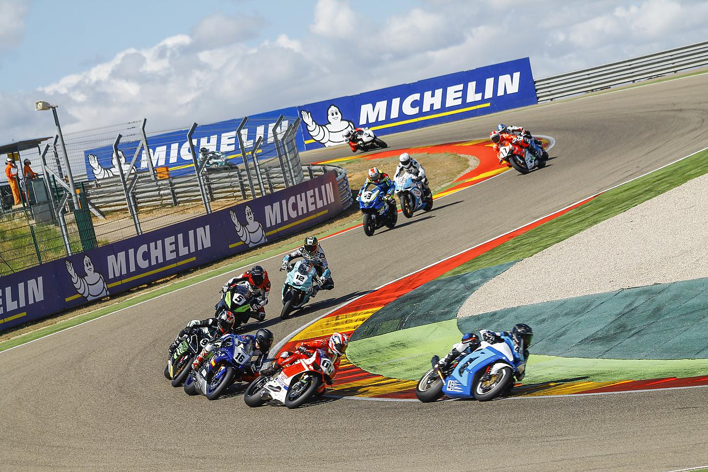 Pierre Texier sur la grille du championnat d'Europe Superbike 2016 à Motorland Aragon