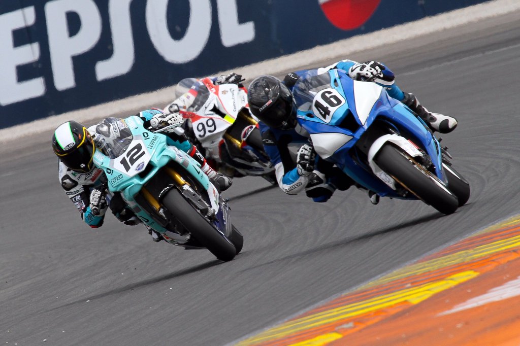 Pierre Texier en bagarre, championnat d'Europe Superbike 2016, Valence